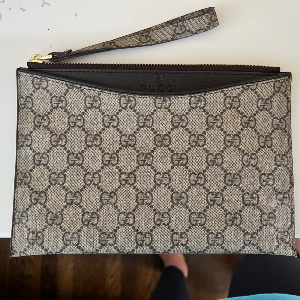 Wristlet